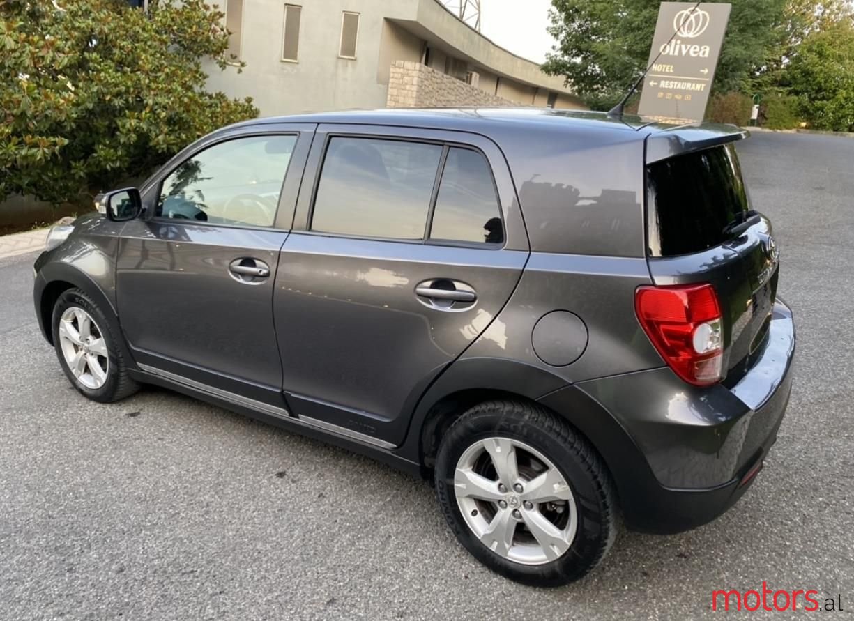 2010' Toyota Urban Cruiser photo #4