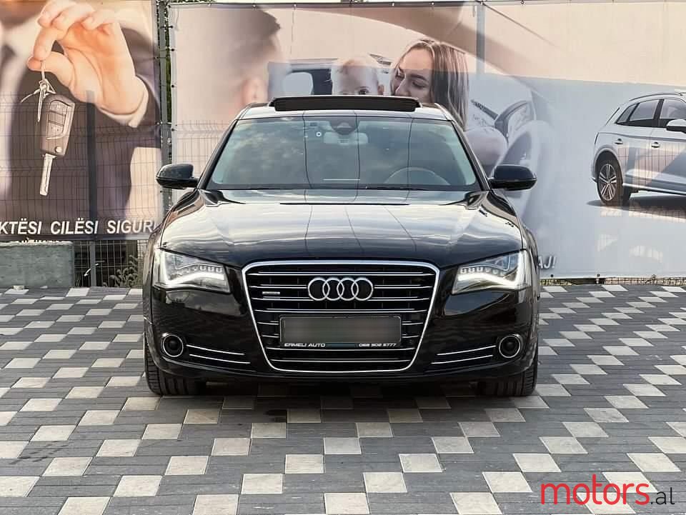 2012' Audi A8 photo #6