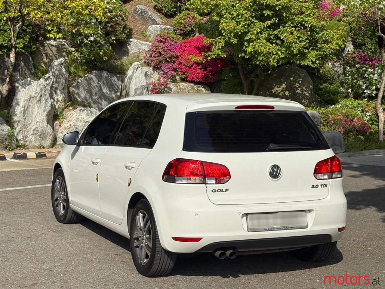 2012' Volkswagen Golf photo #2