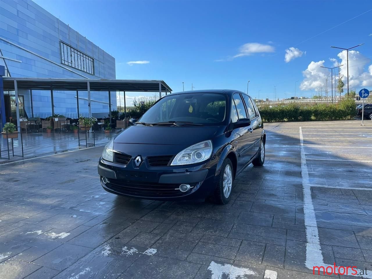 2008' Renault Scenic photo #6