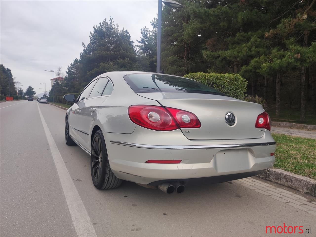 2012' Volkswagen photo #2