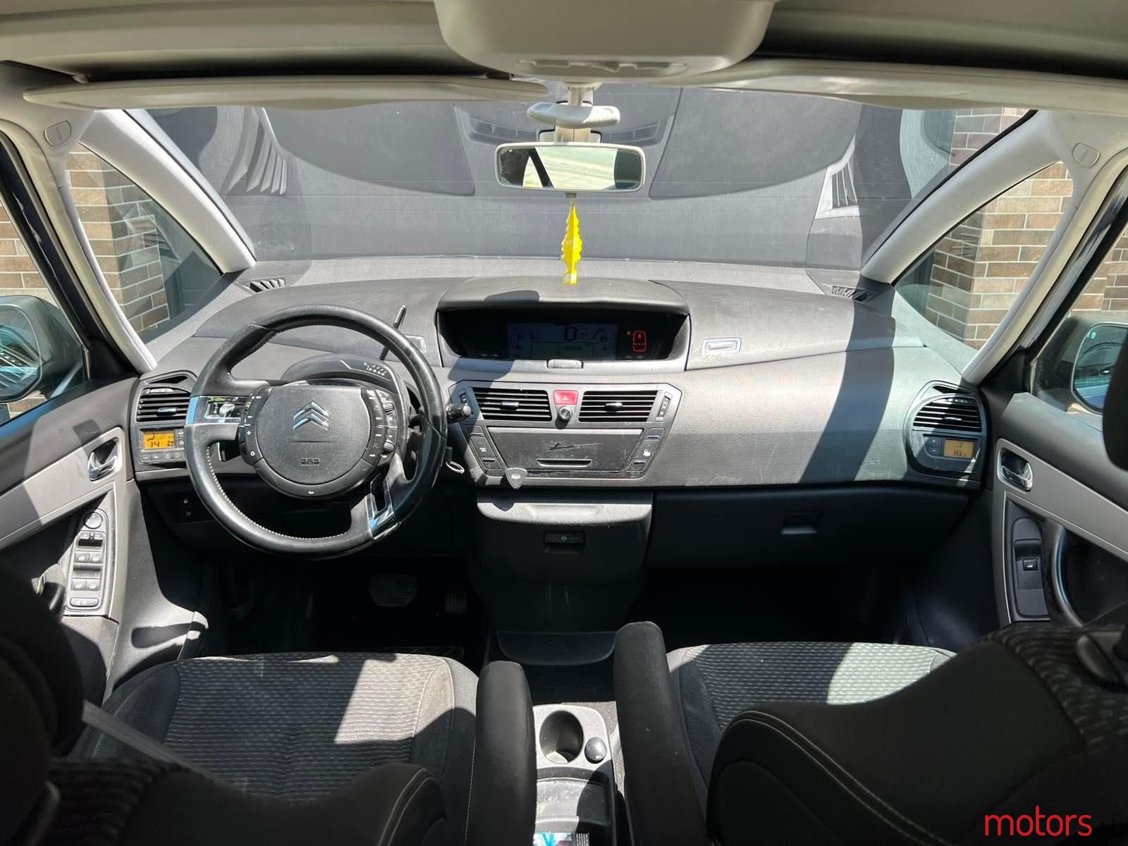 2007' Citroen C4 photo #3