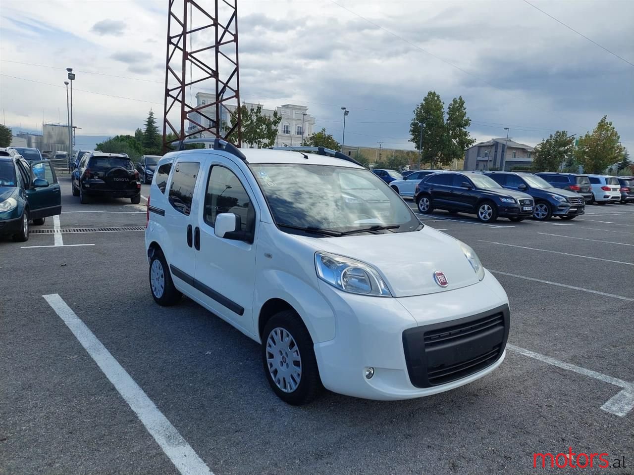 2012' Fiat QUBO photo #3