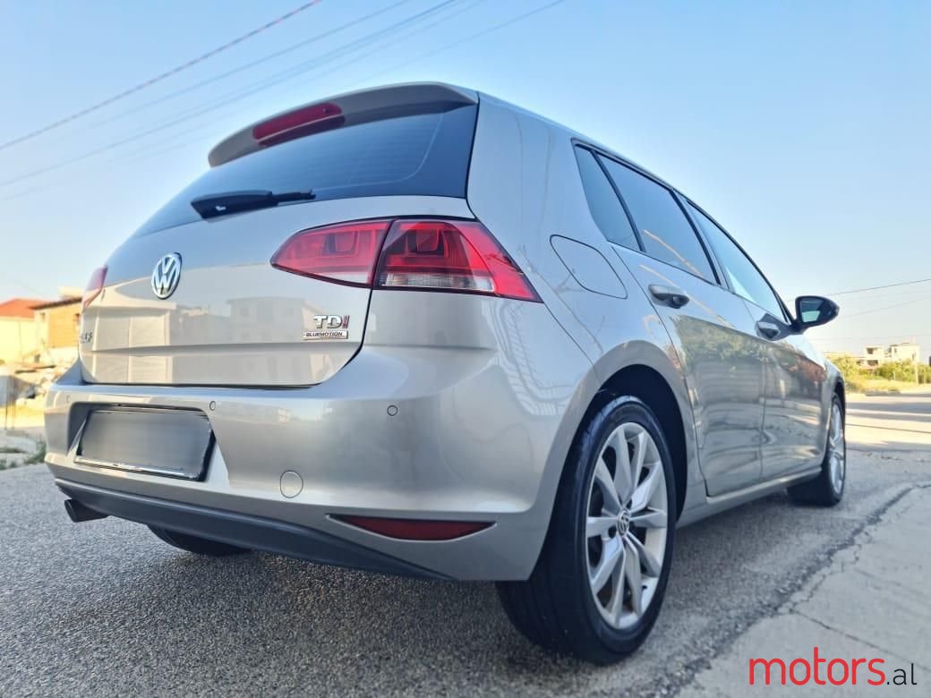 2013' Volkswagen Golf photo #1