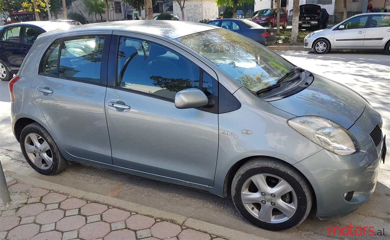 2007' Toyota Yaris photo #3