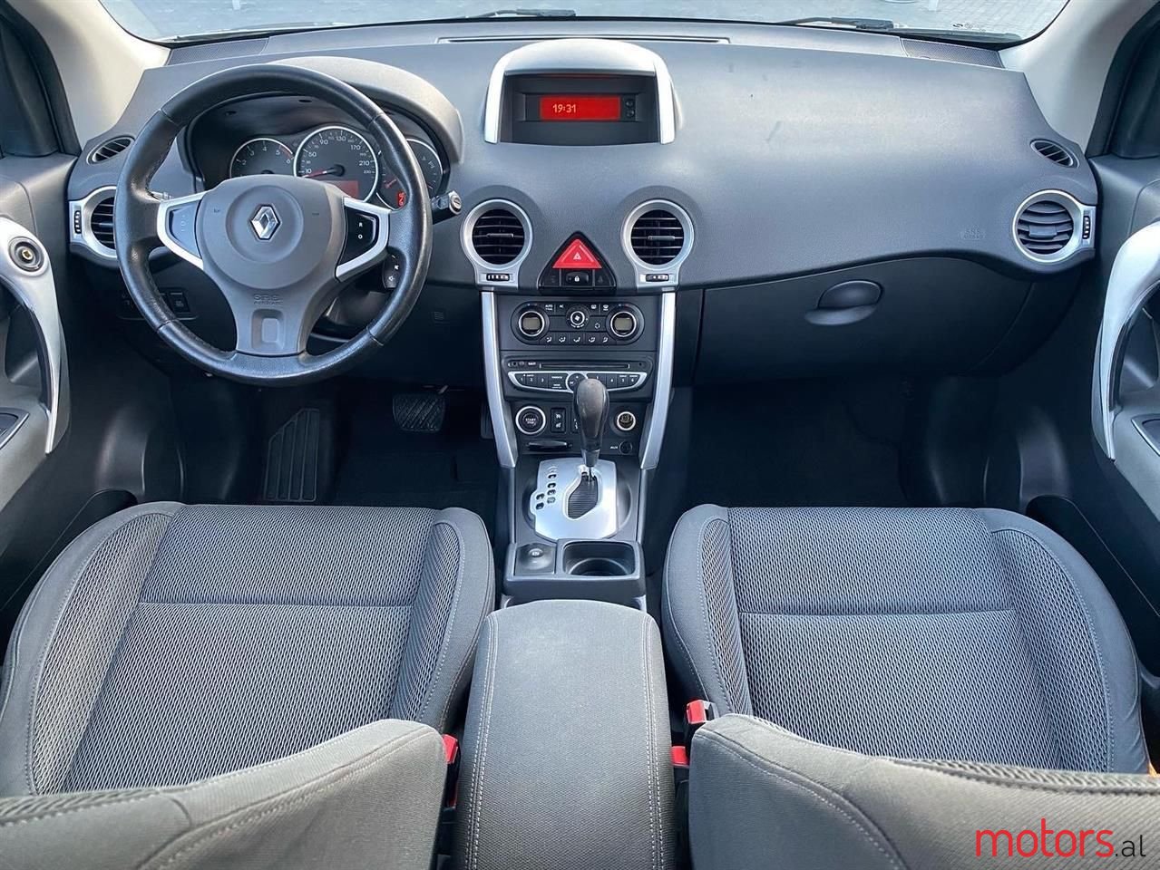 2010' Renault Koleos photo #1