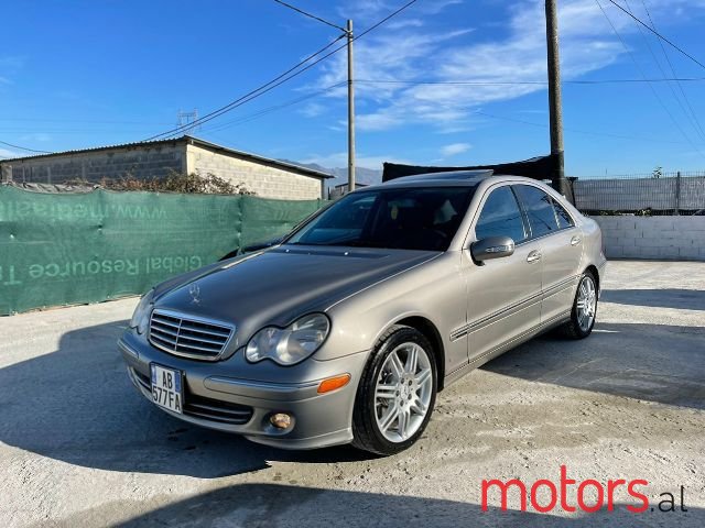 2007' Mercedes-Benz C-Class photo #3