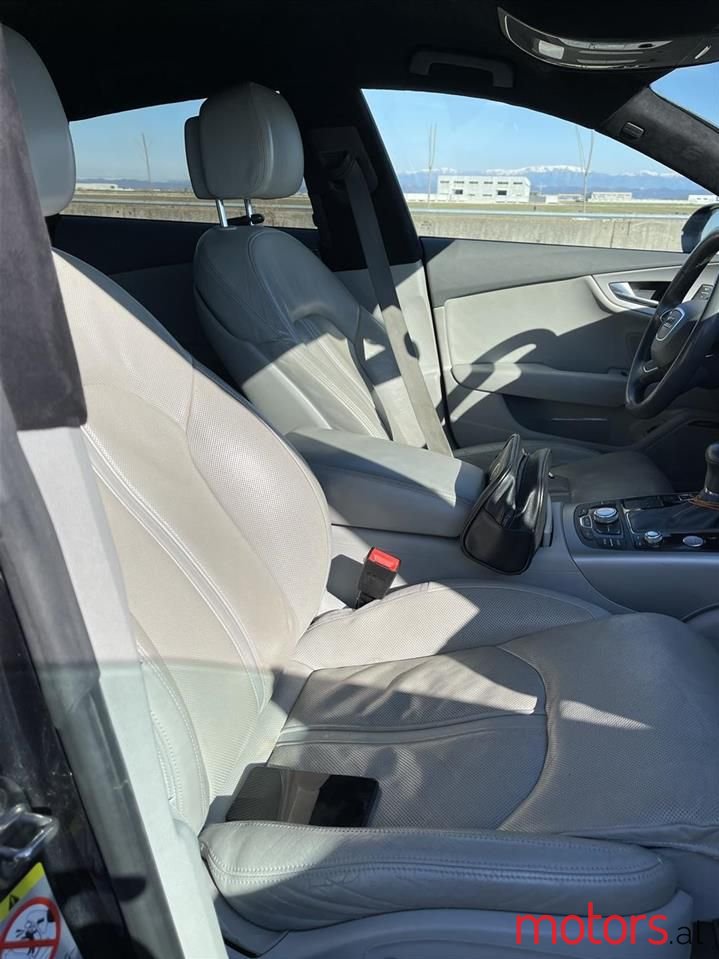 2011' Audi A7 photo #3