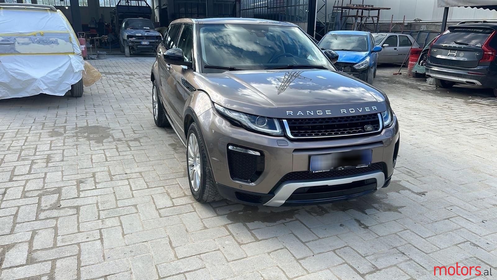 2017' Land Rover Range Rover Evoque photo #2