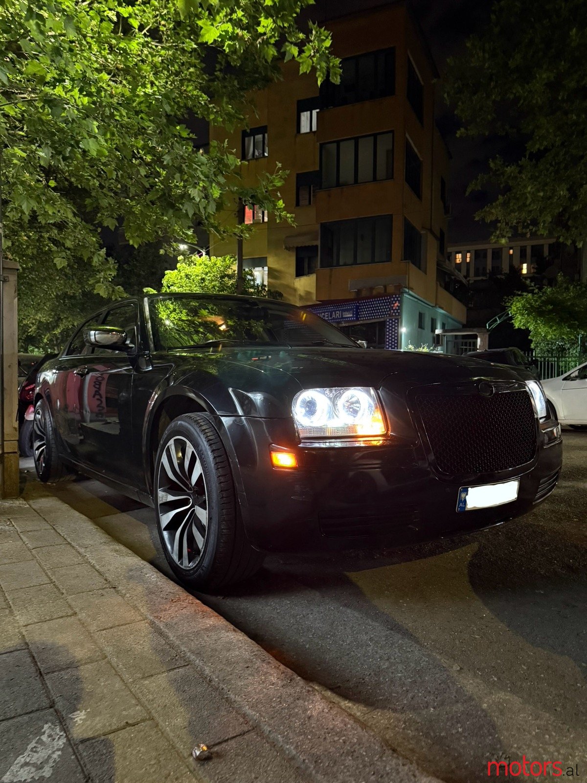 2008' Chrysler 300C photo #4