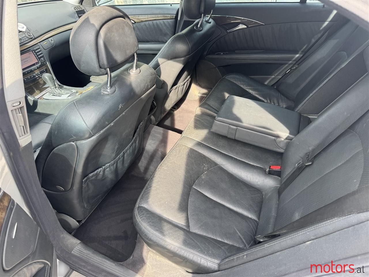 2003' Mercedes-Benz E 270 photo #4