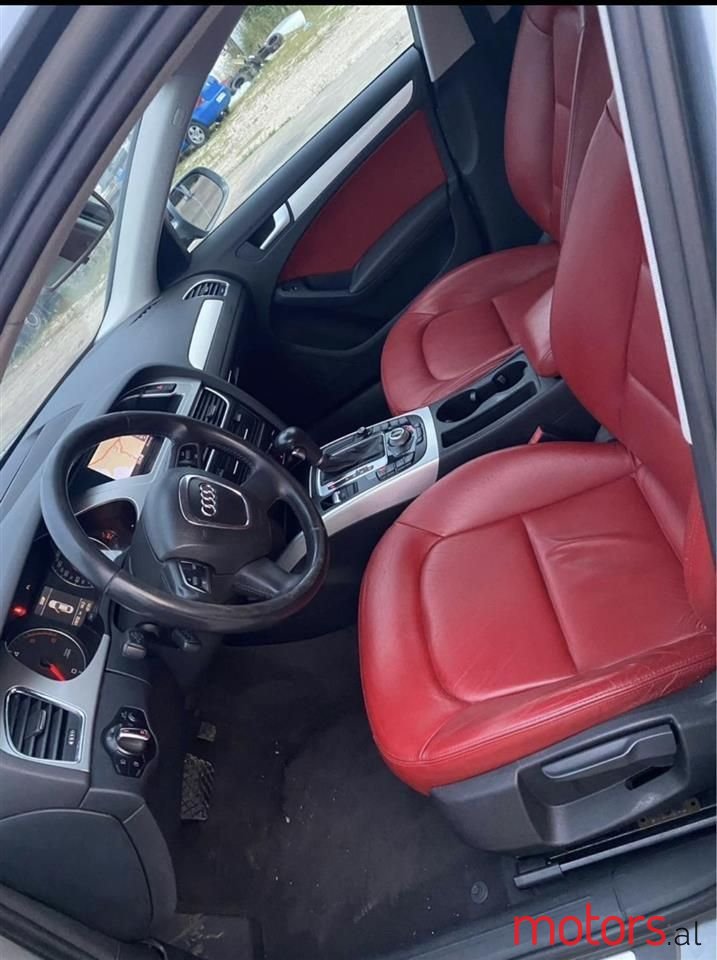 2010' Audi A4 photo #3