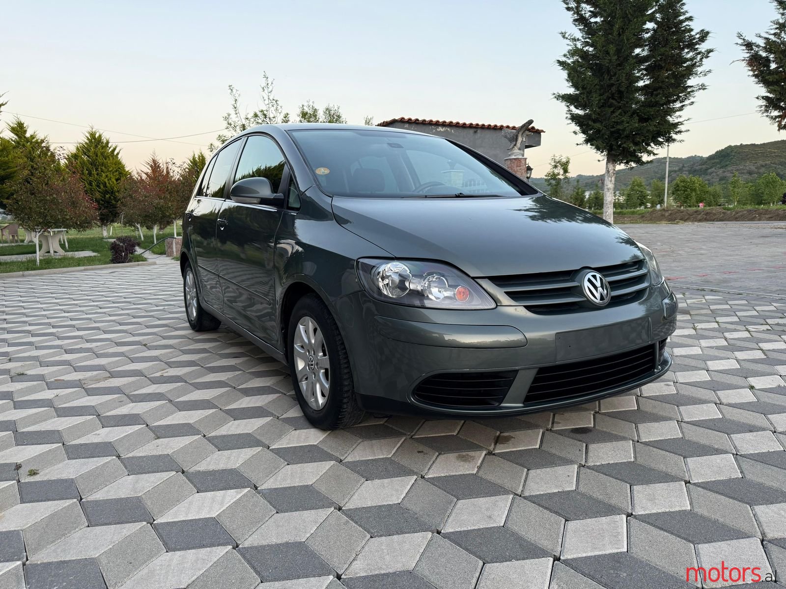 2005' Volkswagen Golf Plus photo #5