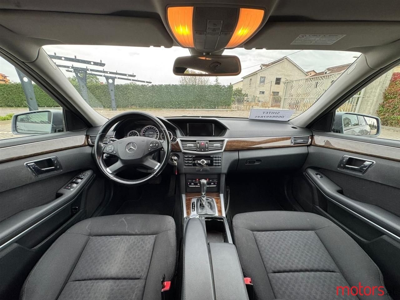 2010' Mercedes-Benz E 250 photo #5