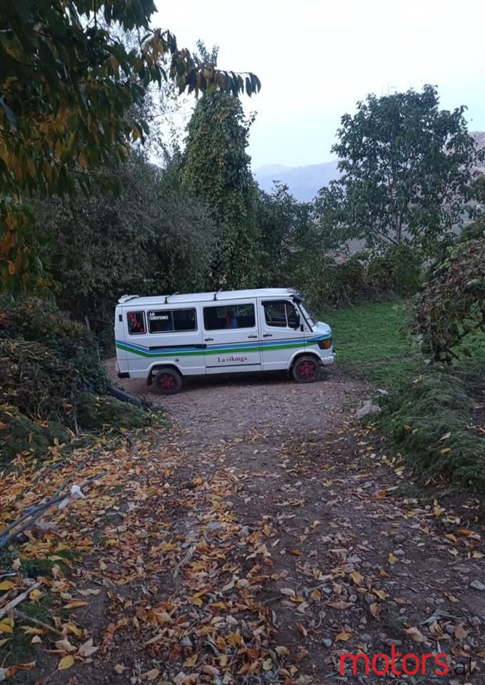 1992' Mercedes-Benz 190 photo #2