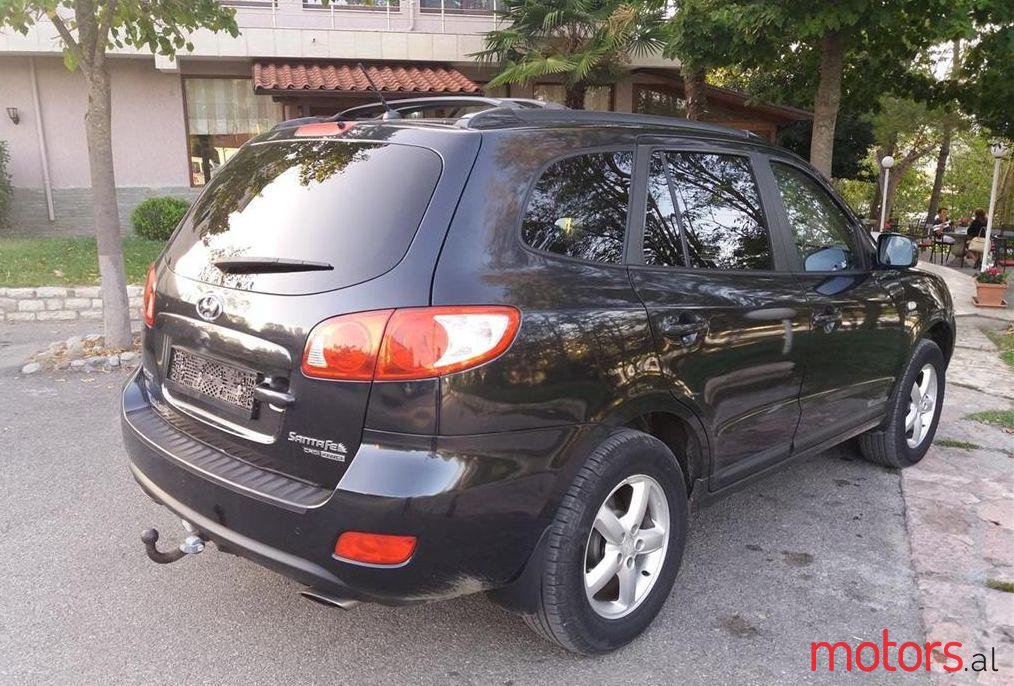 2009' Hyundai Santa Fe photo #1