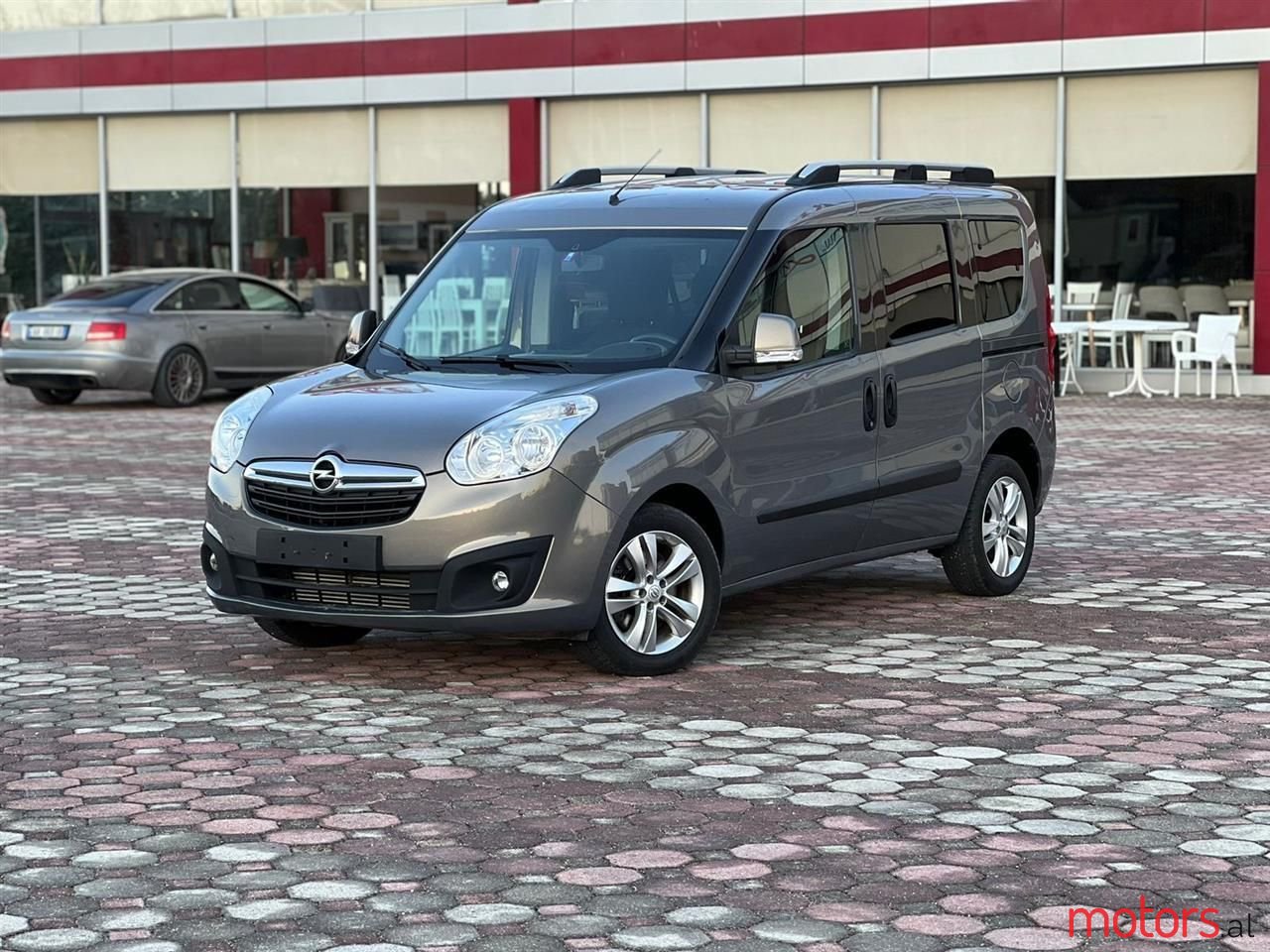 2012' Opel Combo photo #1