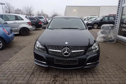 2012' Mercedes-Benz C 220