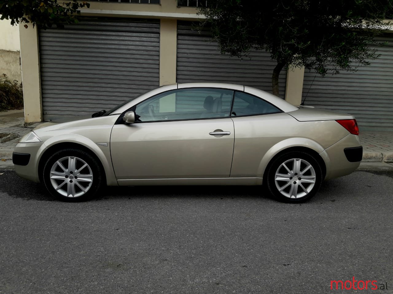 2004' Renault Megane Renault Megane Karmenn Diessel photo #3