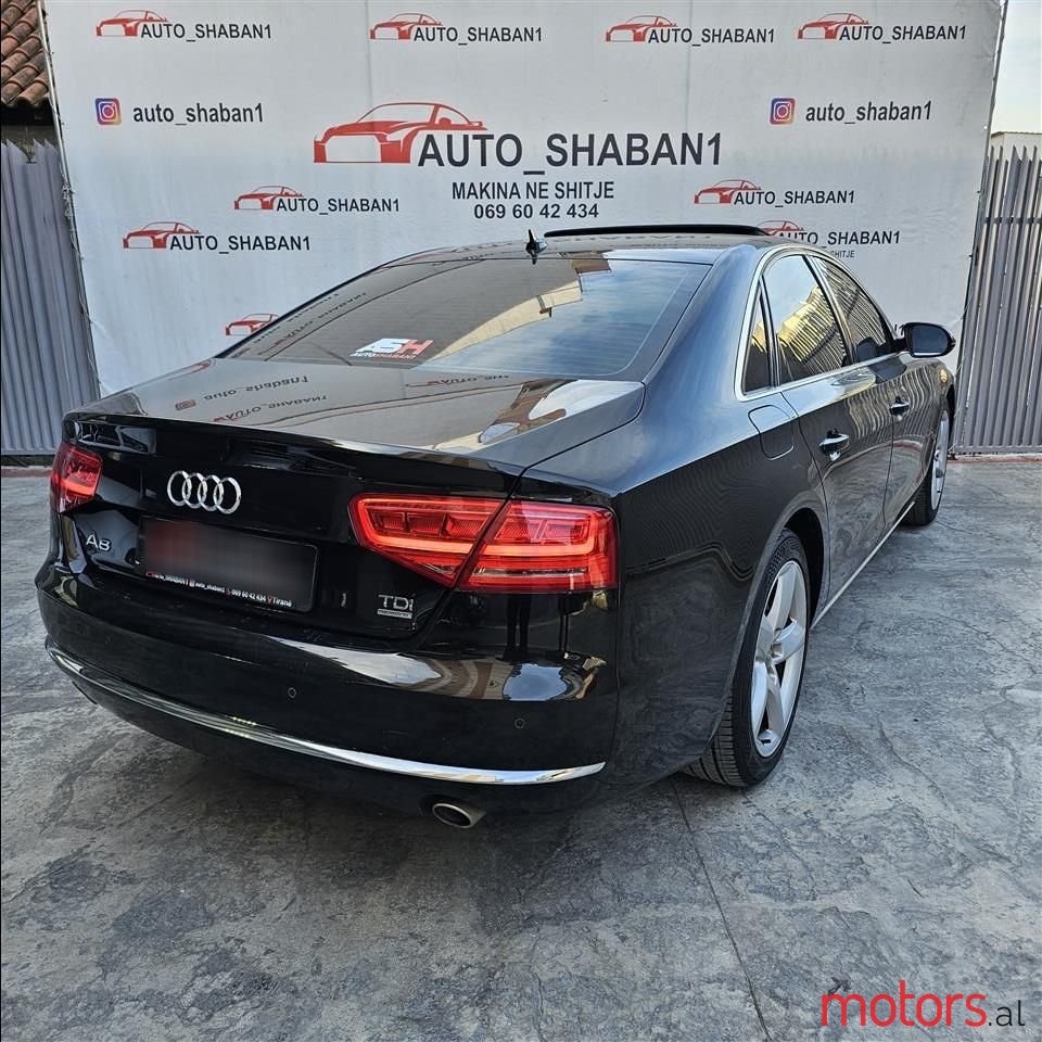 2012' Audi A8 photo #3