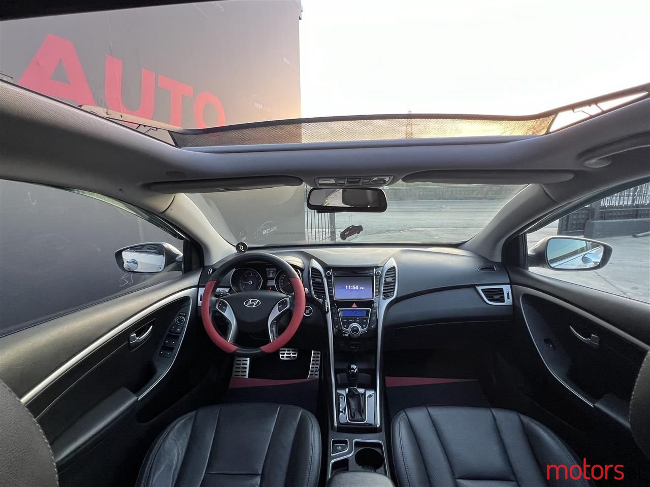 2012' Hyundai i30 photo #5