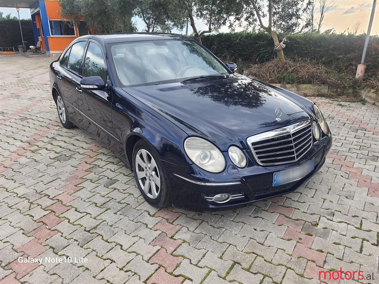 2007' Mercedes-Benz E 220 photo #3