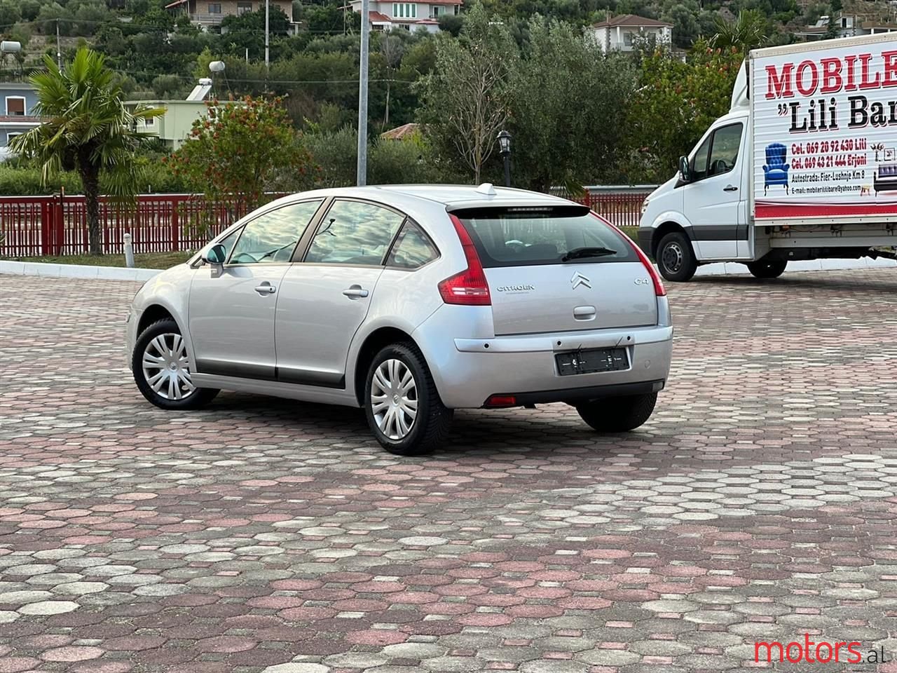2009' Citroen C4 photo #4
