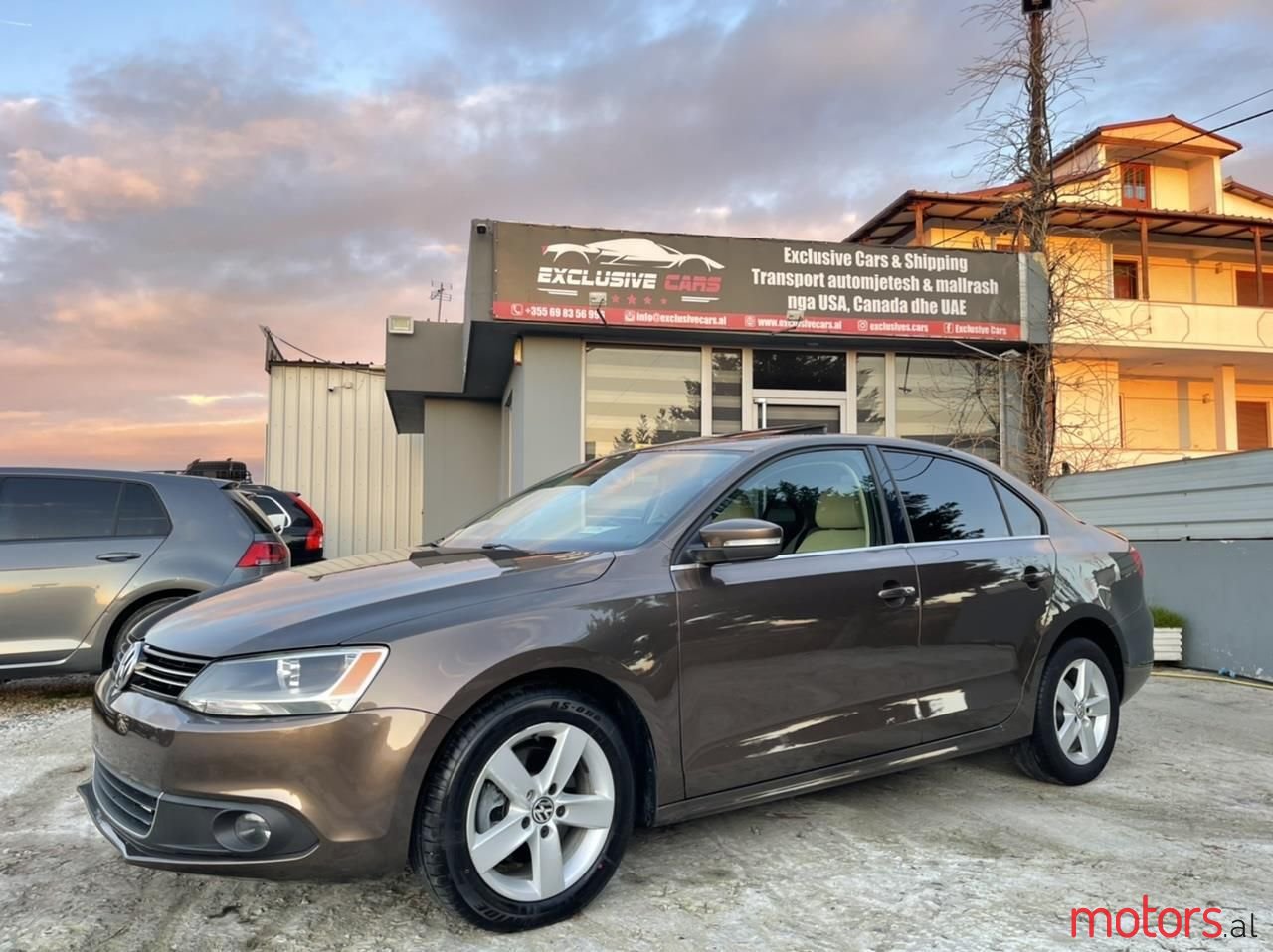 2012' Volkswagen Jetta photo #3
