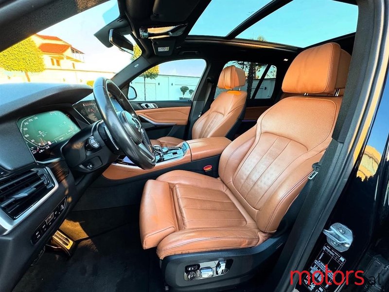 2020' BMW X5 photo #4