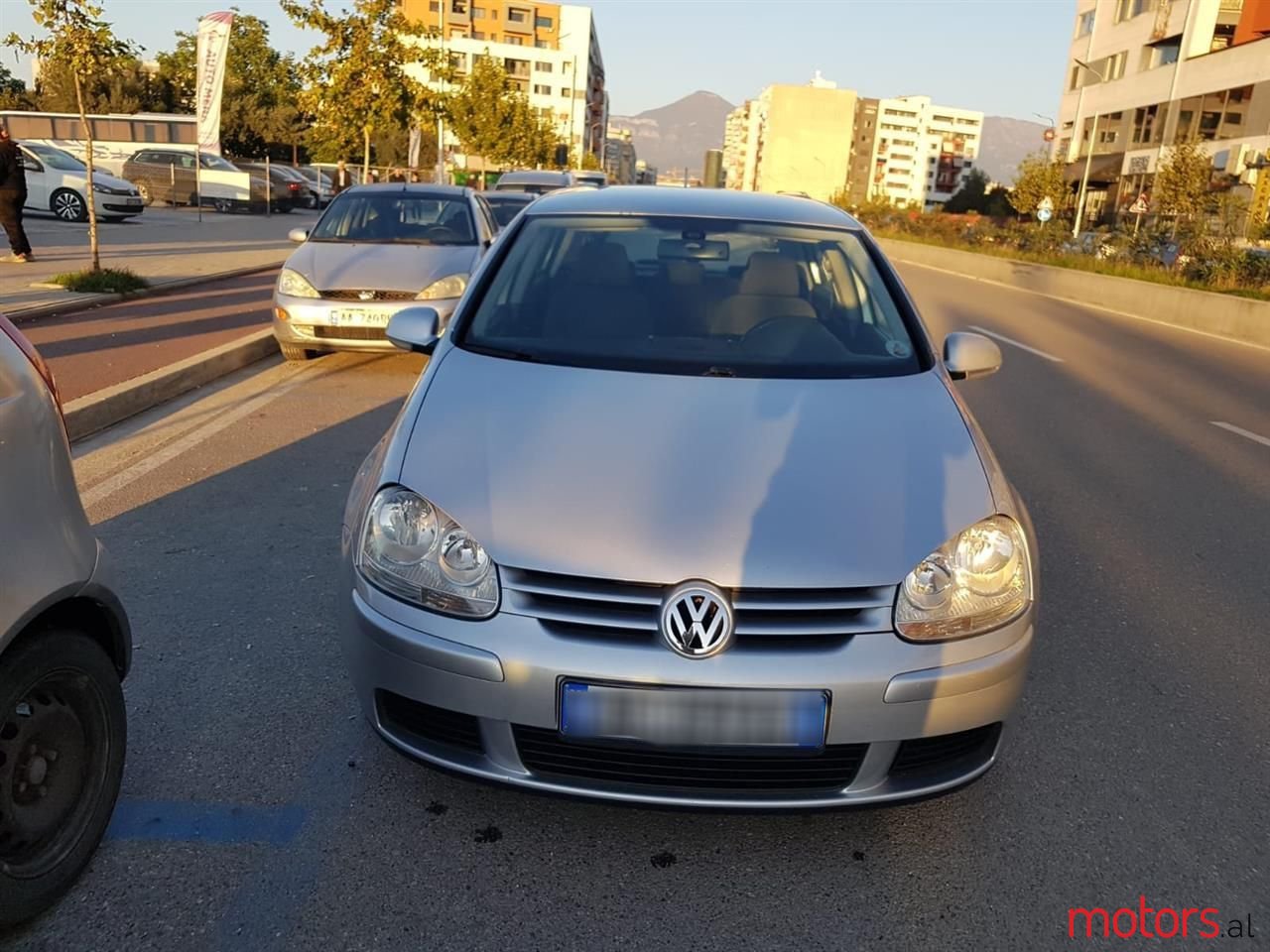 2008' Volkswagen Golf photo #1