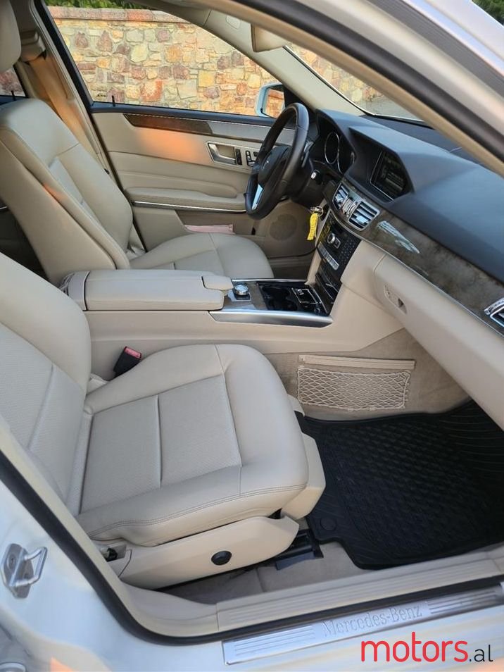 2014' Mercedes-Benz E 250 photo #6
