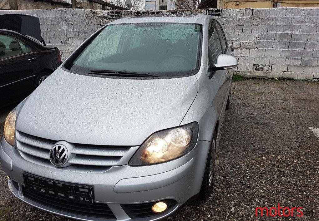 2007' Volkswagen Golf Plus photo #1