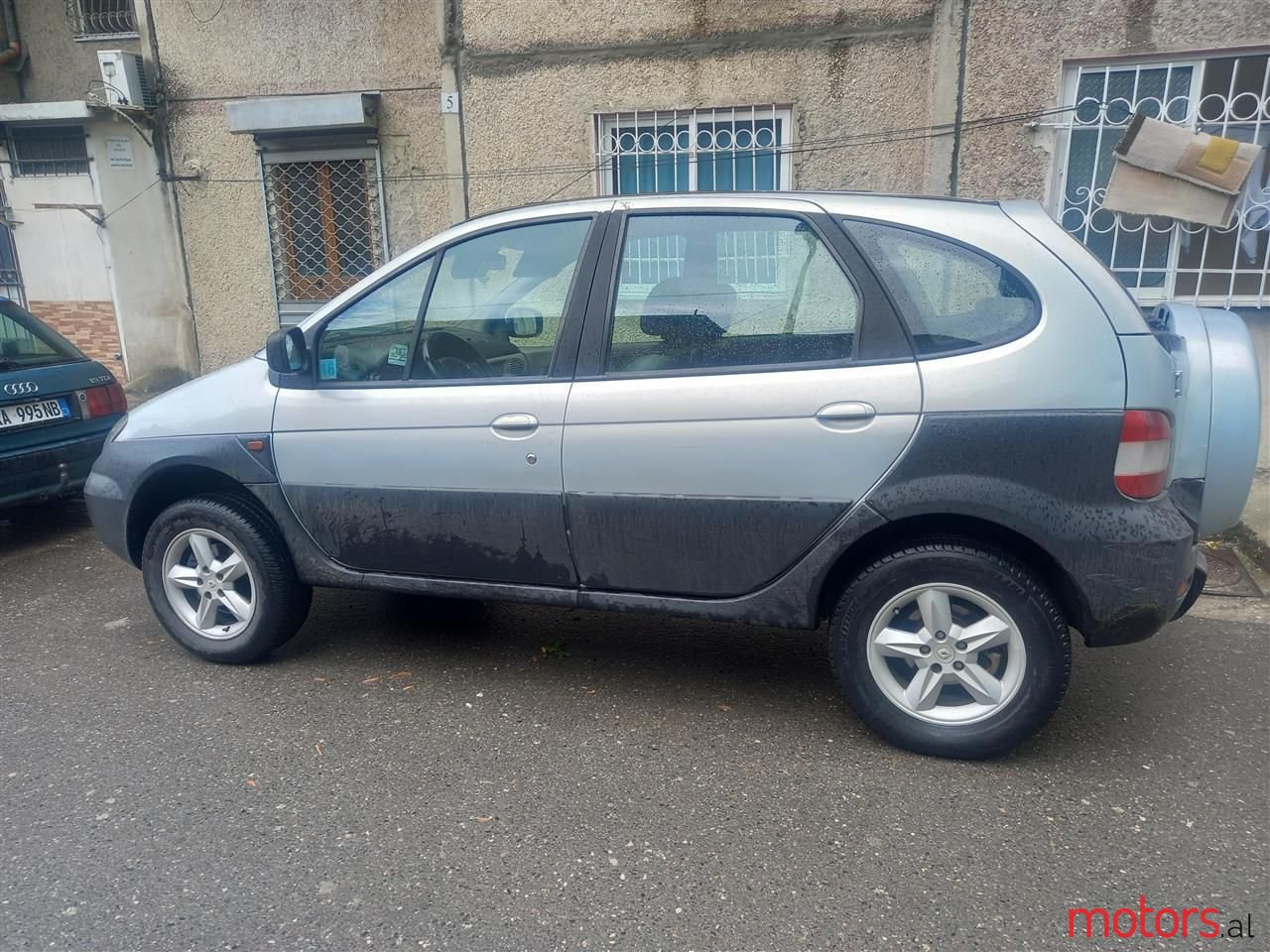 2002' Renault Scenic photo #2