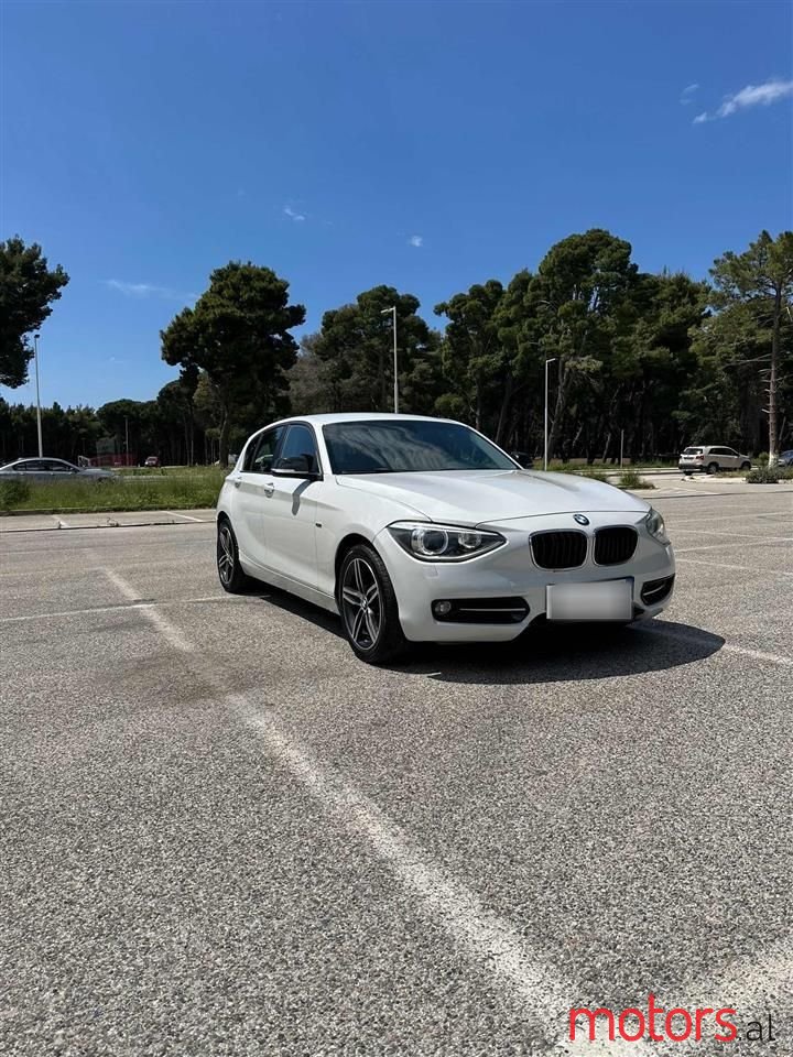 2013' BMW 118 photo #5