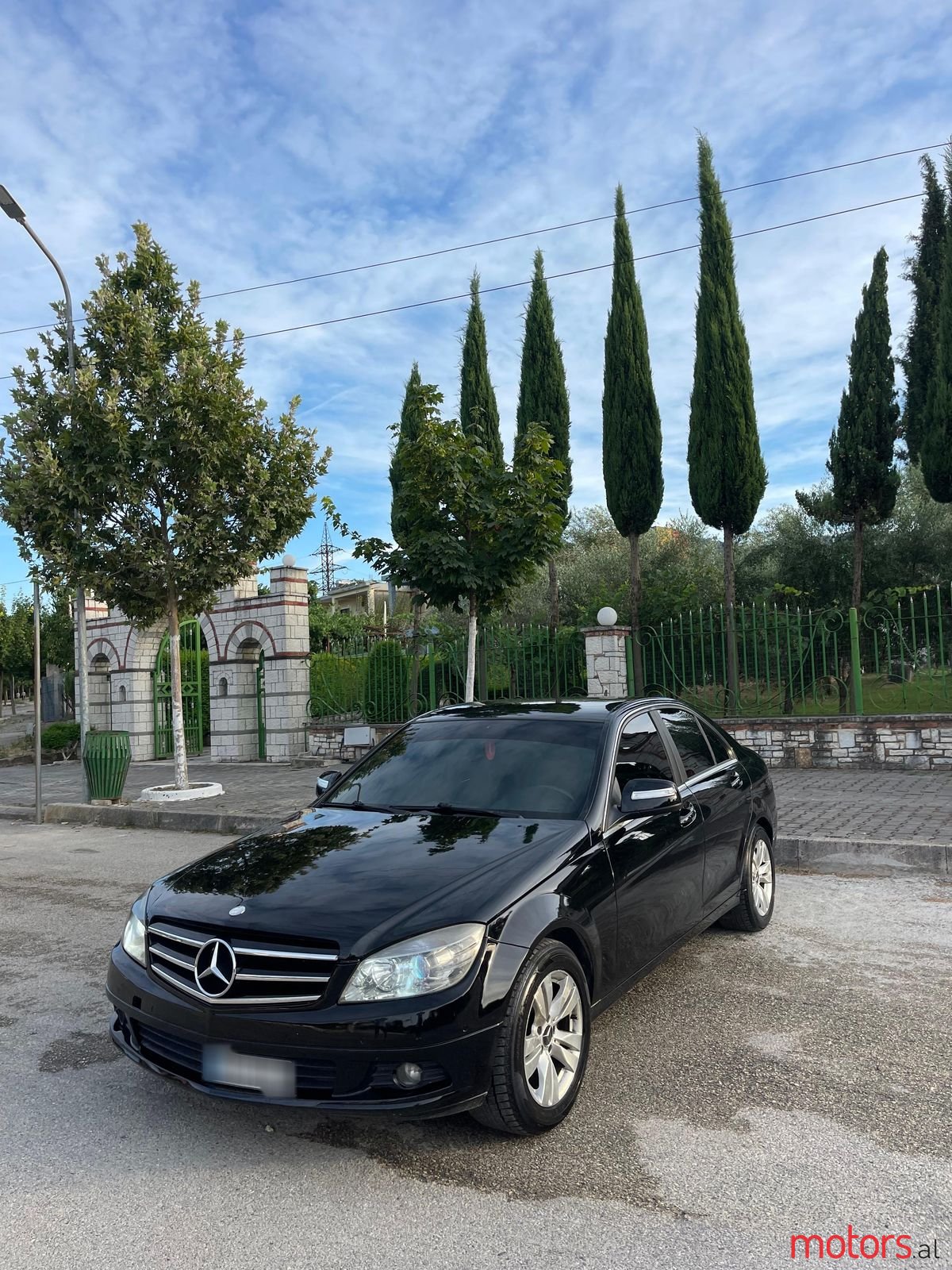 2009' Mercedes-Benz C 200 photo #1