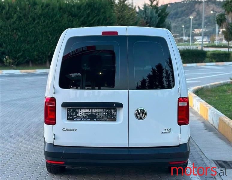 2016' Volkswagen Caddy photo #5