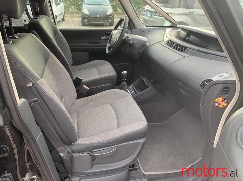 2010' Renault Espace photo #4