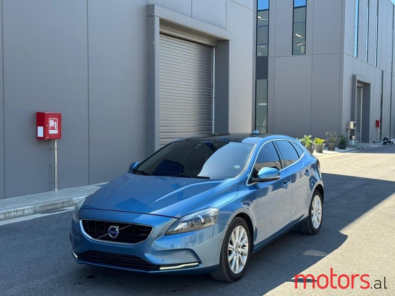 2014' Volvo V40 photo #1