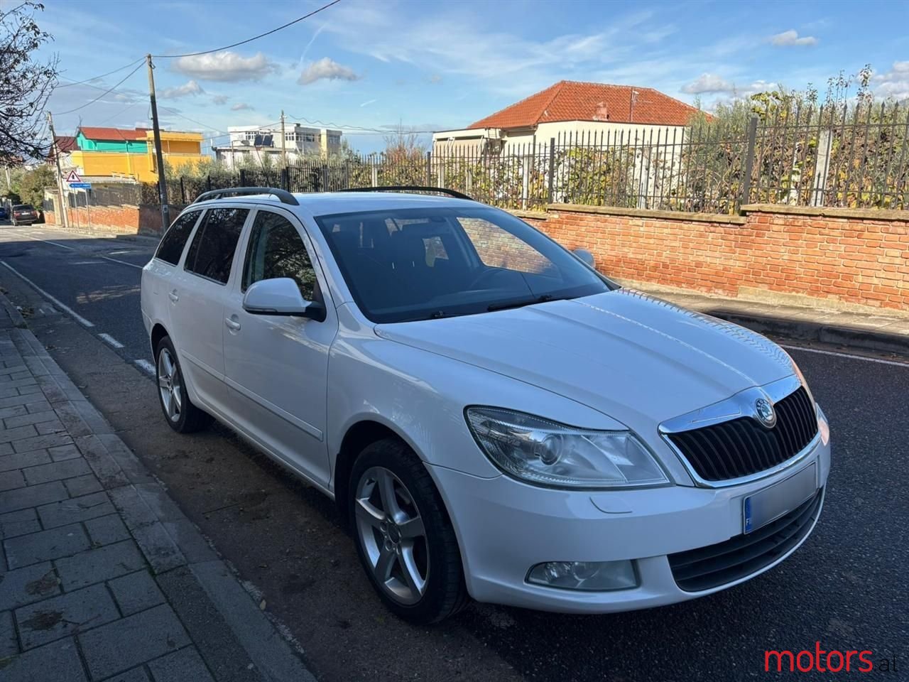 2011' Skoda Octavia photo #2