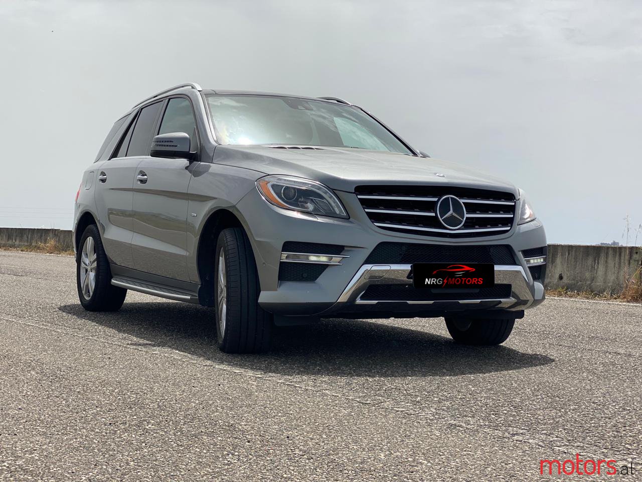 2012' Mercedes-Benz ML 350 photo #2