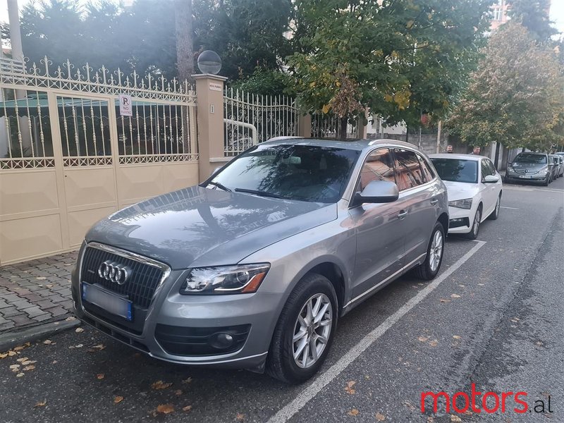 2011' Audi Q5 photo #1