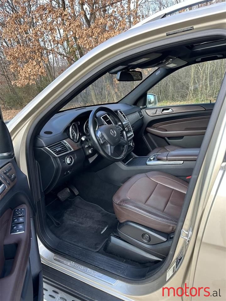 2012' Mercedes-Benz ML 350 photo #5