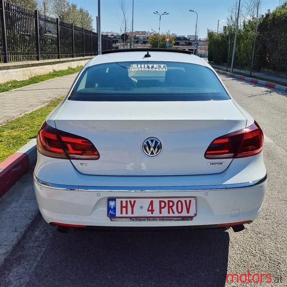 2015' Volkswagen photo #3