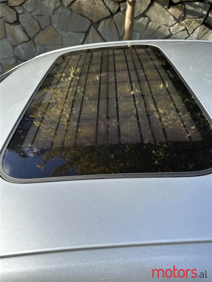 2011' Audi A8 photo #2