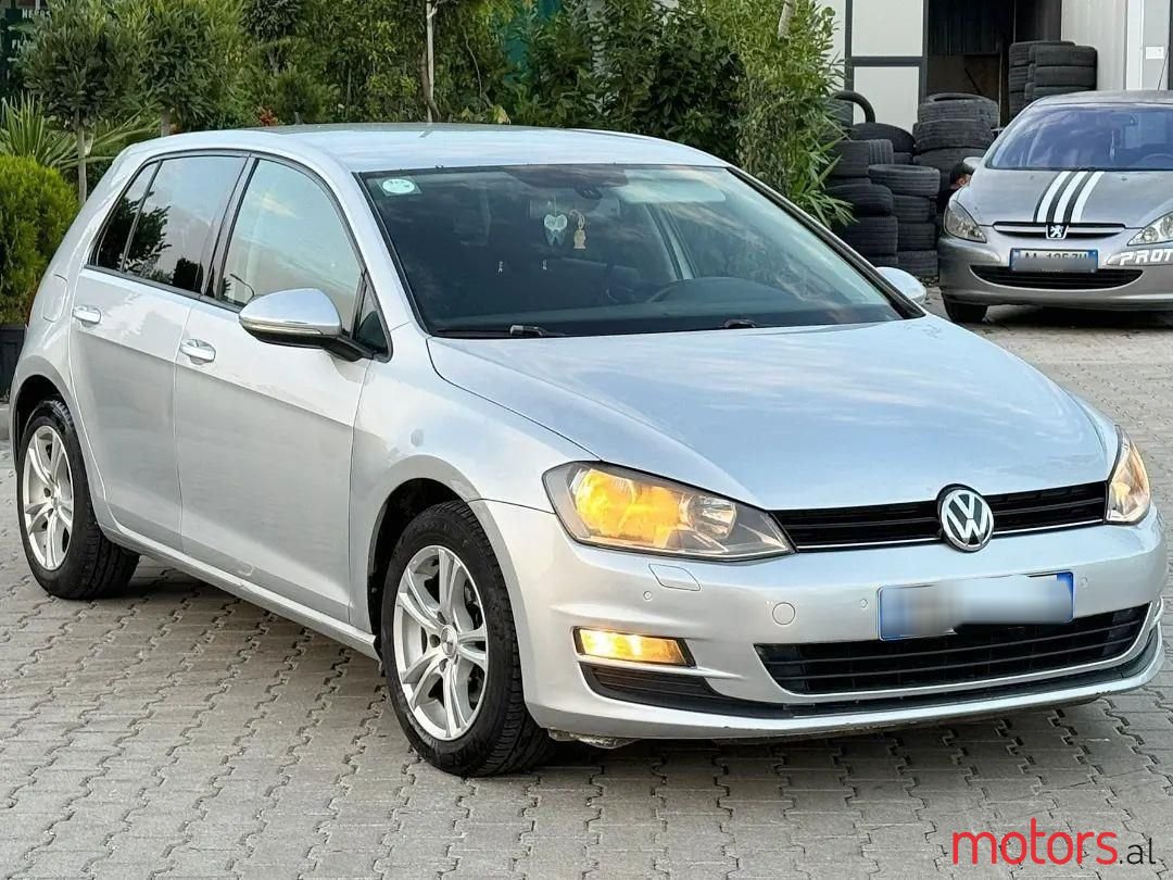 2013' Volkswagen Golf photo #1