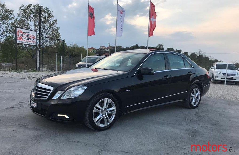 2009' Mercedes-Benz E 220 photo #3