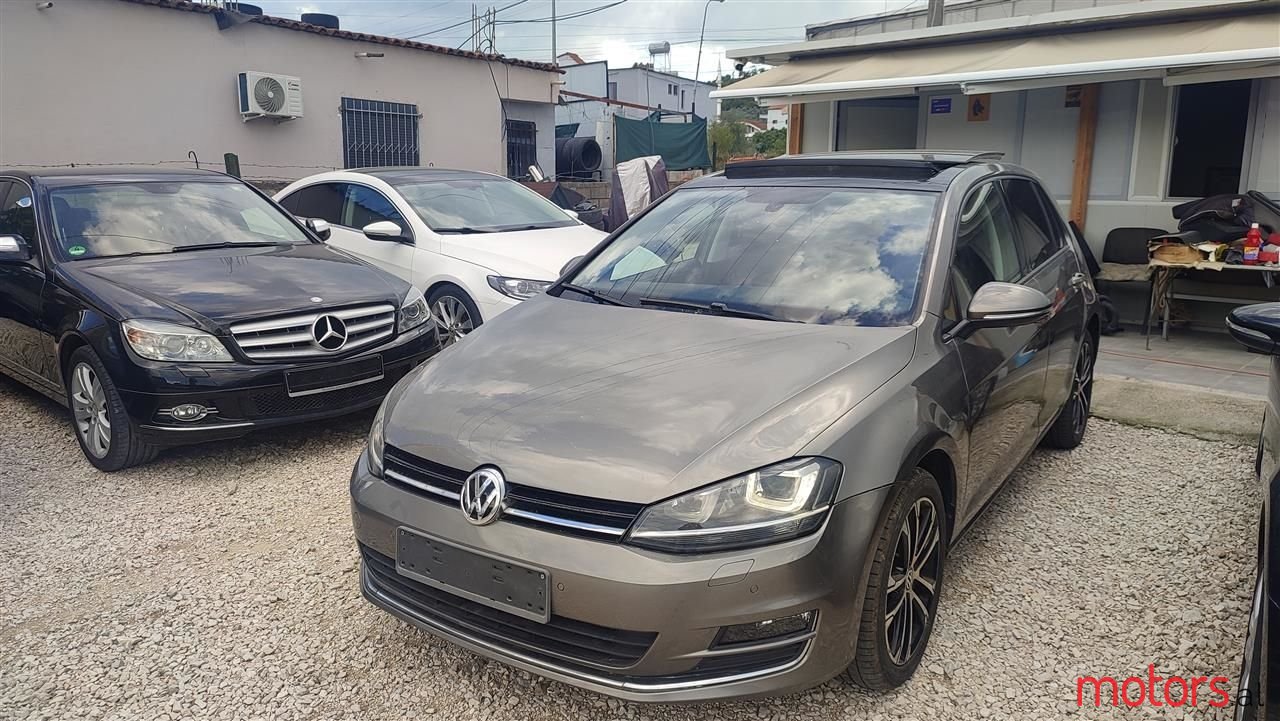 2014' Volkswagen Golf photo #1