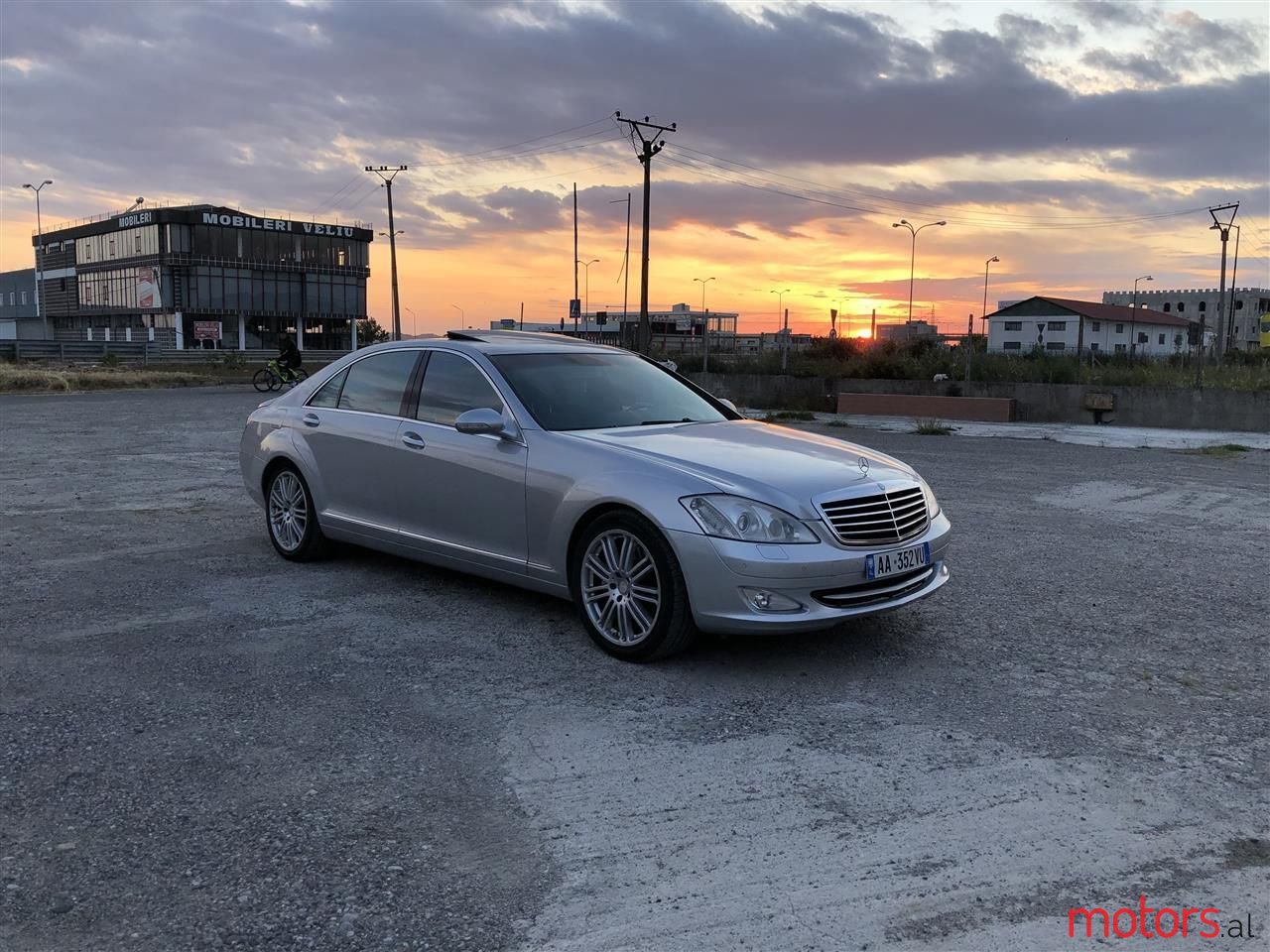 2008' Mercedes-Benz S 550 photo #3