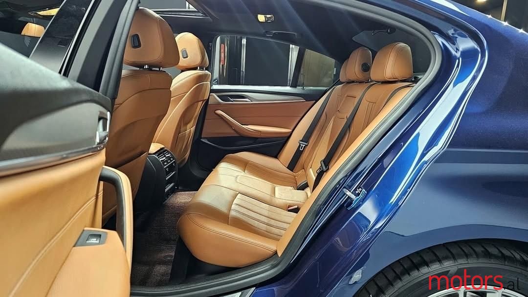 2018' BMW 540 photo #4