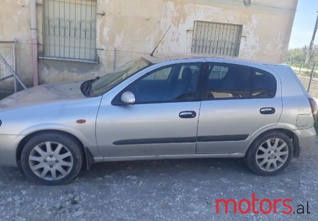 2003' Nissan Almera photo #1